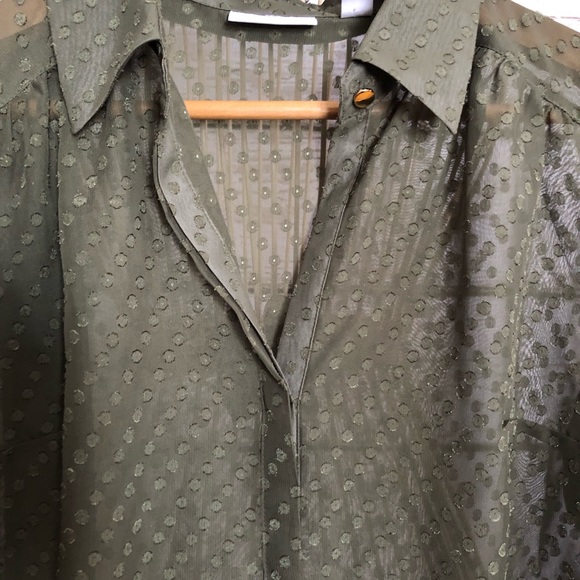 NY & Co green blouse with removable tie - Picture 4 of 6